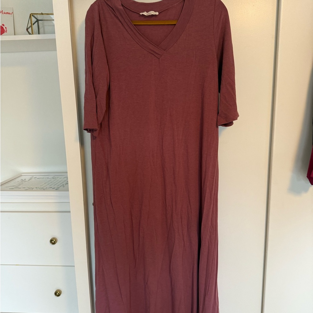 Chic Long Sleeve V-Neck Dress in Dusty Rose